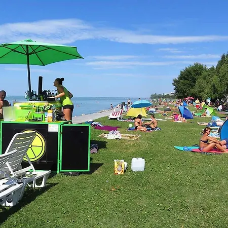 In - Balaton 53215 Feriehus Siófok