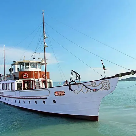In - Balaton 53215 Siofok
